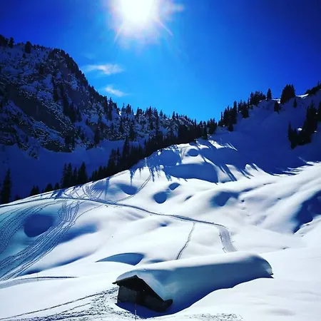 Lake Thun Alps Scenic Views And Concierge By Swisshut * Sigriswil