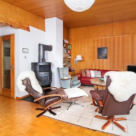 SwissHut Stunning Views Alps Lake - Apart. Lena Up Apartment Sigriswil